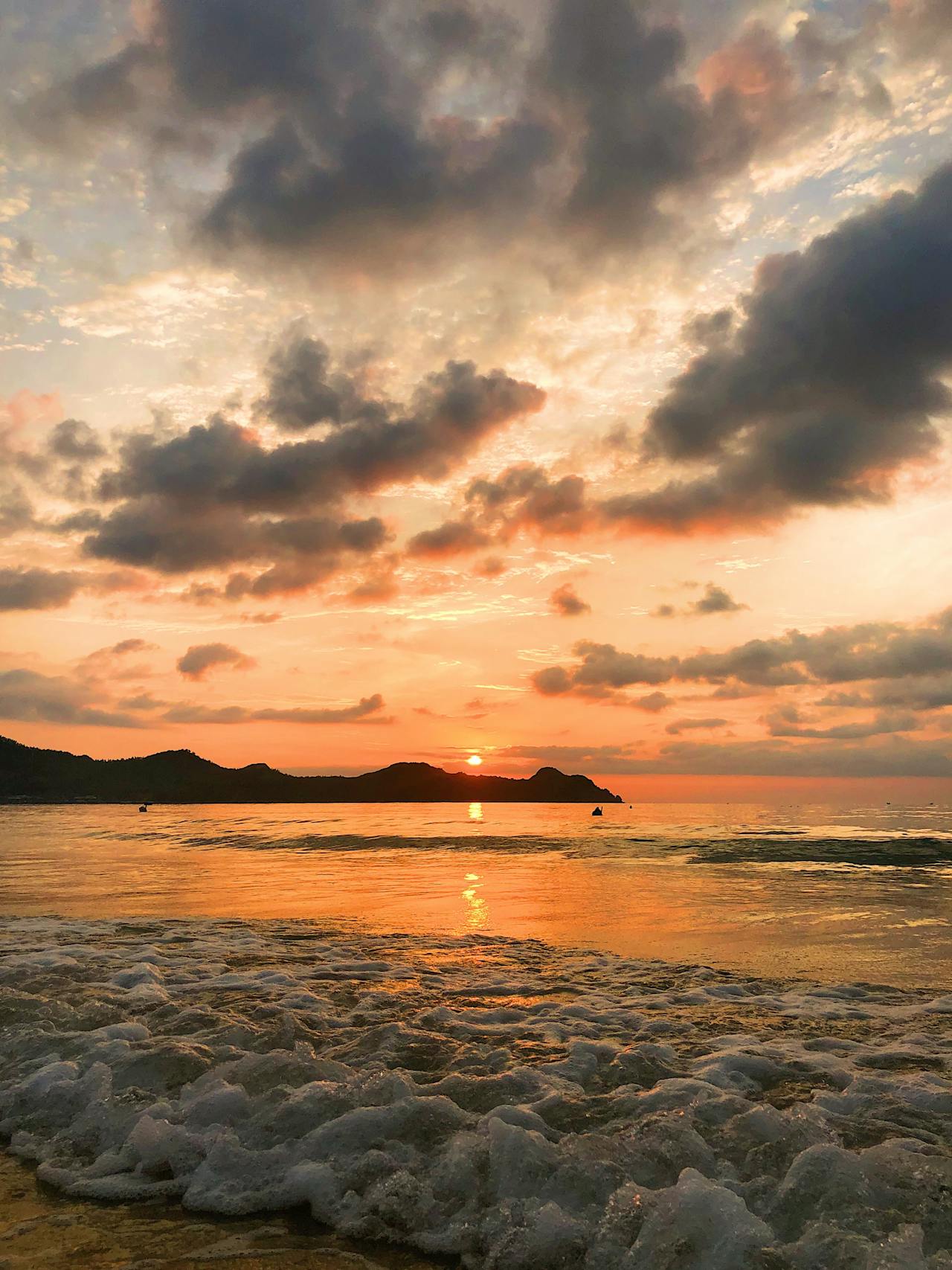 Seize the vibrant spirit of Yen Islet Tours